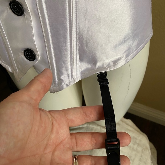 NEW 2 piece Fredericks of Hollywood Corset set - Picture 7 of 12